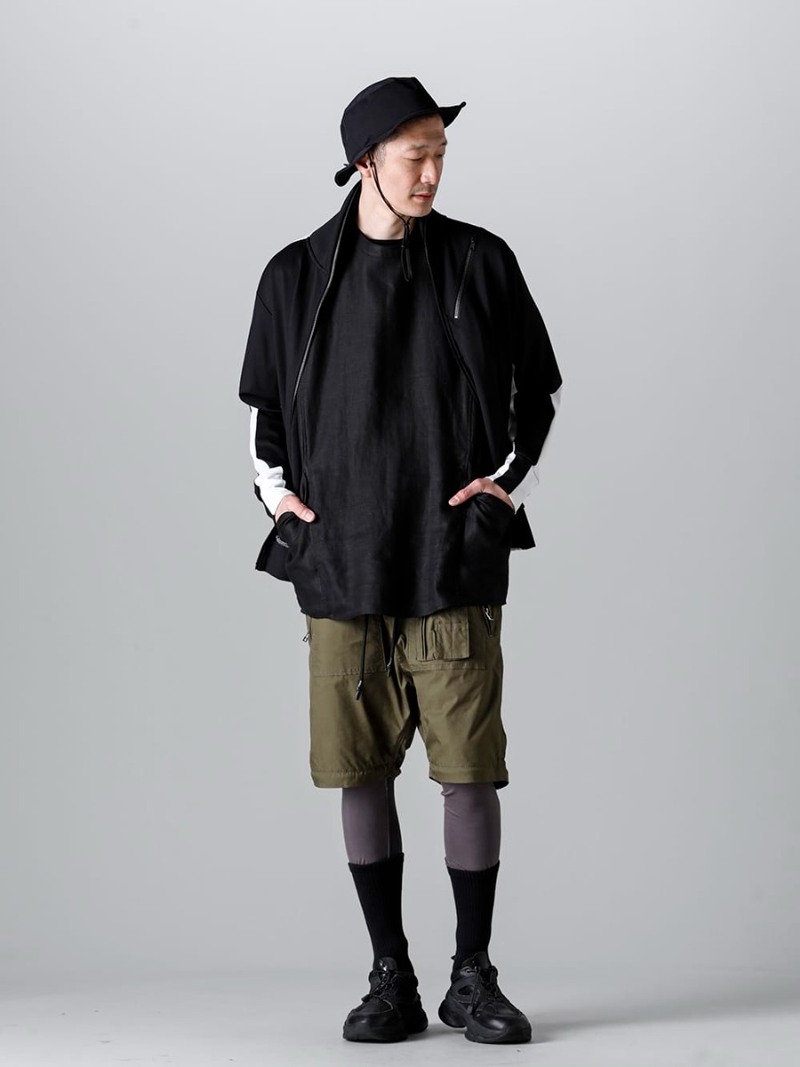 RIPVANWINKLE 2023SS This season's parachute pants come in two different shapes  - RW-526 - Line Track Jersey - RW-529 - Solid Shirts T - RW-509-Khaki - Parachute Pants Khaki  4-001