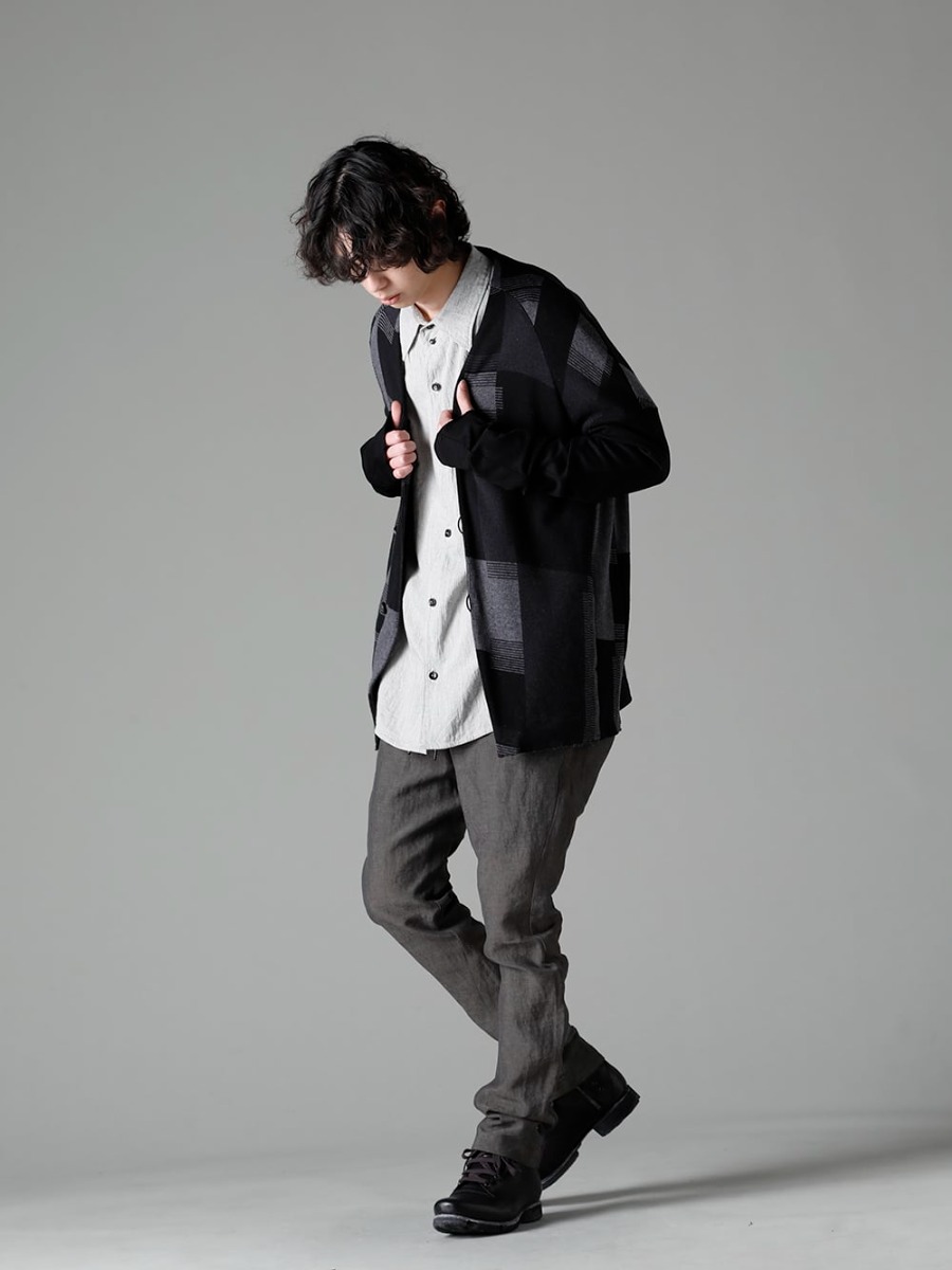 DEVOA 23SS  A modern take on a jacquard fabric with a long history - JKN-JQSC Jacket silk / cotton jacquard - center seam shirt center seam shirt - PTI-BLES-Steel-Gray Slim pants Linen Steel Gray - FW-CSHS Leather Boots GUIDI Horse Leather 1-005