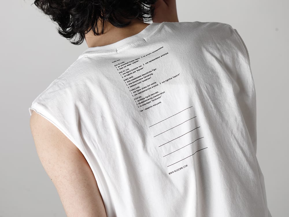 ヌード マサヒコマルヤマ 2023SS - nude:masahiko maruyama (ヌード マサヒコマルヤマ) 2023SSコレクションが入荷！只今より店頭・通販共に販売開始！ - NU-1677-OffWhite(スリーブレス バックプリント Tシャツ オフホワイト) - 1-001