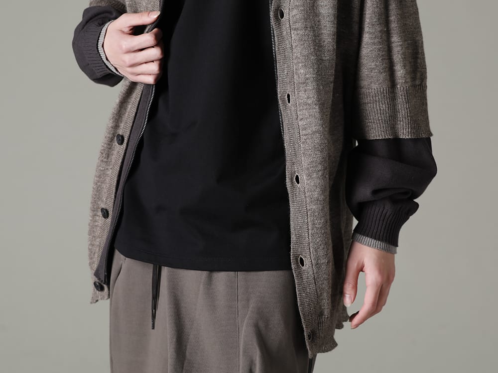 The Viridi-anne 2023SS Styling that focuses on standard items for spring - VI-3588-07(Double Layerd Front Cardigan) VI-3609-01-Black(Short Sleeve Printed T-Shirt Black) - 2-006