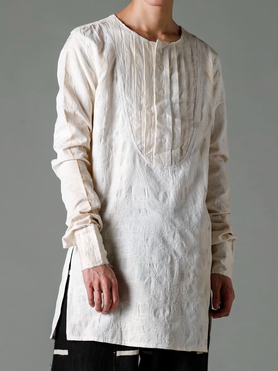 OLUBIYI THOMAS 23SS ヴィクトリア時代のシャツのディテールから着想を得た、pleated bib shirt - 2305.9 pleated bib shirt 3-002