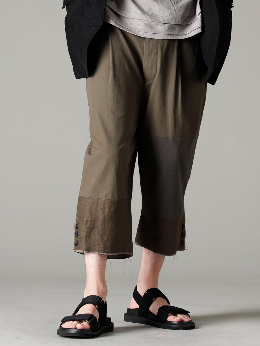 The Viridi-anne UMA WANG masnada 23SS Pants that can create an accent with a single pair of pants unified with gentle colors. VI-3569-04-Dark-olive Fragment Cropped Trousers Dark Olive US9561-Black Men's Sandals Black 3-001