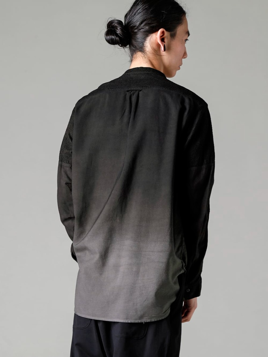 The Viridi-anne 2023SS This item has a high degree of perfection in its design.  - VI-3580-02 - Embroidered Cloth Gradation Dye Band Collar Shirt 2-002
