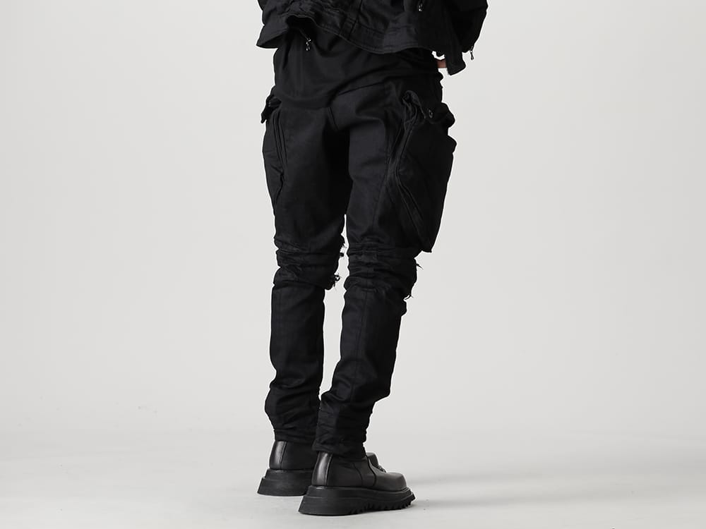 ユリウス 2023SS - JULIUS(ユリウス) 2023SSコレクションより第5弾目のアイテムがデリバリー！只今より店頭・通販共に販売スタート！ - 819PAM5-BK(10.5oz ストレッチデニム ガスマスク スキニーパンツ) - 2-007