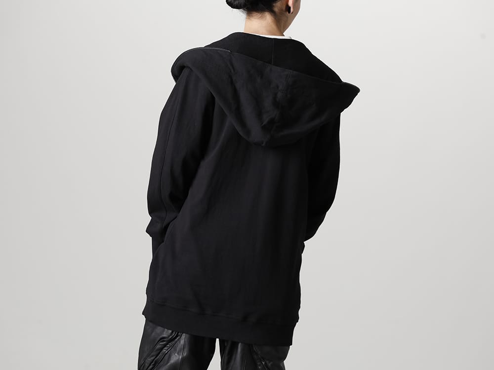ユリウス 2023SS - JULIUS(ユリウス) 2023SSコレクションより第5弾目のアイテムがデリバリー！只今より店頭・通販共に販売スタート！ - 819CUM1-black(フロントジップ スウェットフーディー ブラック) - 3-003