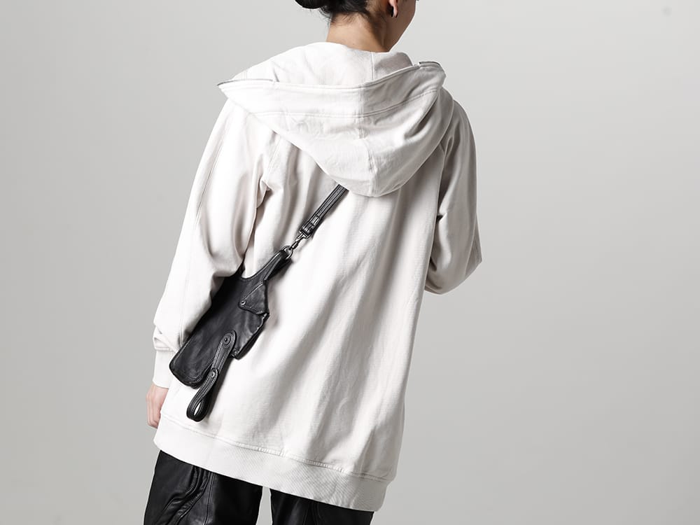 ユリウス 2023SS - JULIUS(ユリウス) 2023SSコレクションより第5弾目のアイテムがデリバリー！只今より店頭・通販共に販売スタート！ - 819CUM1-plaster(フロントジップ スウェットフーディー プラスター) - 3-009