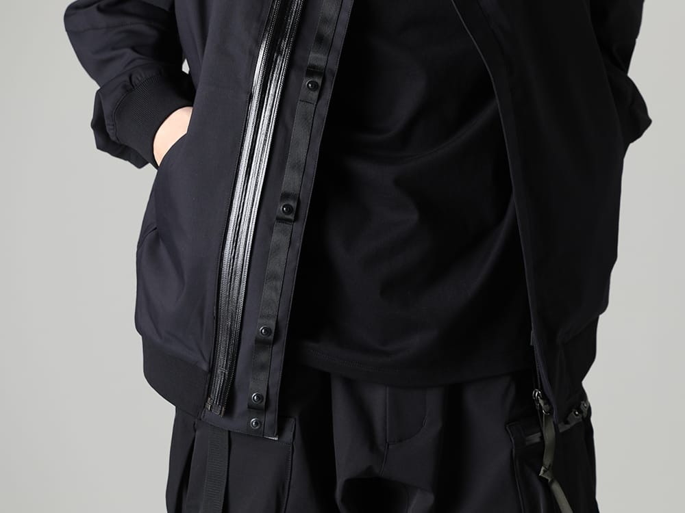 ACRONYM / The Viridi-anne 2023SS - A number of details that reflect the brand's identity - J111TS-CH(Stealth Cargo Jacket) VI-3609-01-Black(Short Sleeve Printed T-Shirt Black) - 2-008