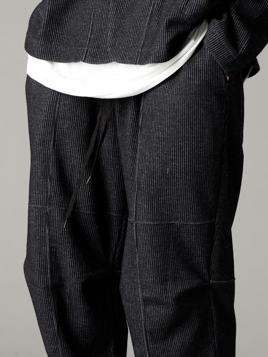 The Viridi-anne 23SS Convenient piece that can be the star of your styling - VI-3596-04-Black Striped Knit Drawstring Pants Black FW-CSHS Leather boots GUIDI Horse leather 3-004