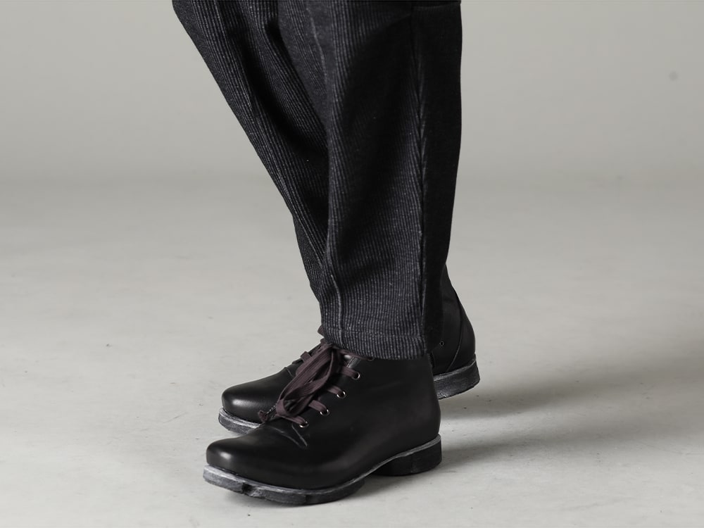 The Viridi-anne 23SS Convenient piece that can be the star of your styling - VI-3596-04-Black Striped Knit Drawstring Pants Black FW-CSHS Leather boots GUIDI Horse leather 3-006