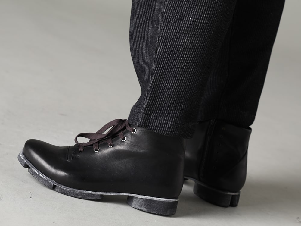 The Viridi-anne 23SS Convenient piece that can be the star of your styling - VI-3596-04-Black Striped Knit Drawstring Pants Black FW-CSHS Leather boots GUIDI Horse leather 3-007