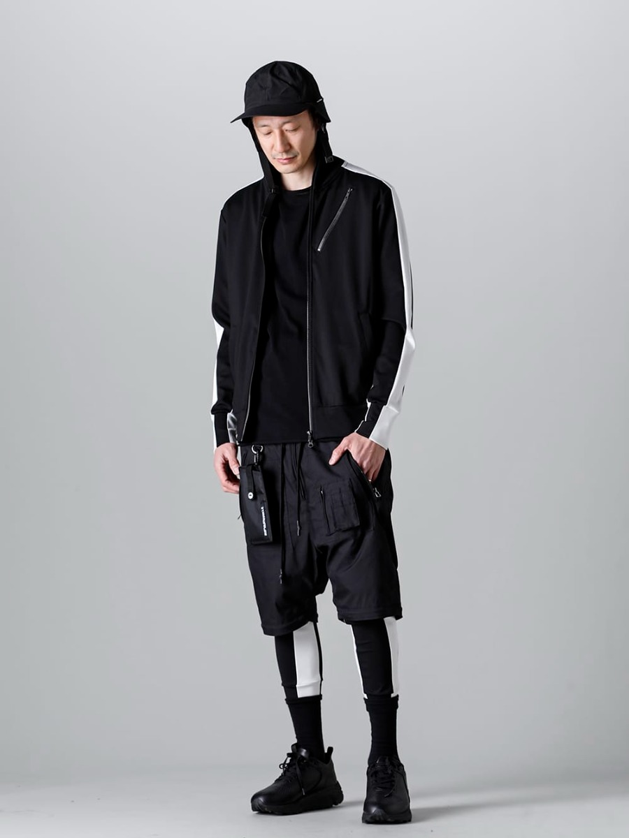 RIPVANWINKLE 2023SS Accentuated with glass case that is soon available for online reservation. - RW-526 - Line Track Jersey - RW-509-Black - Parachute Pants Black - RW-526 - Line Track Jersey  4-001