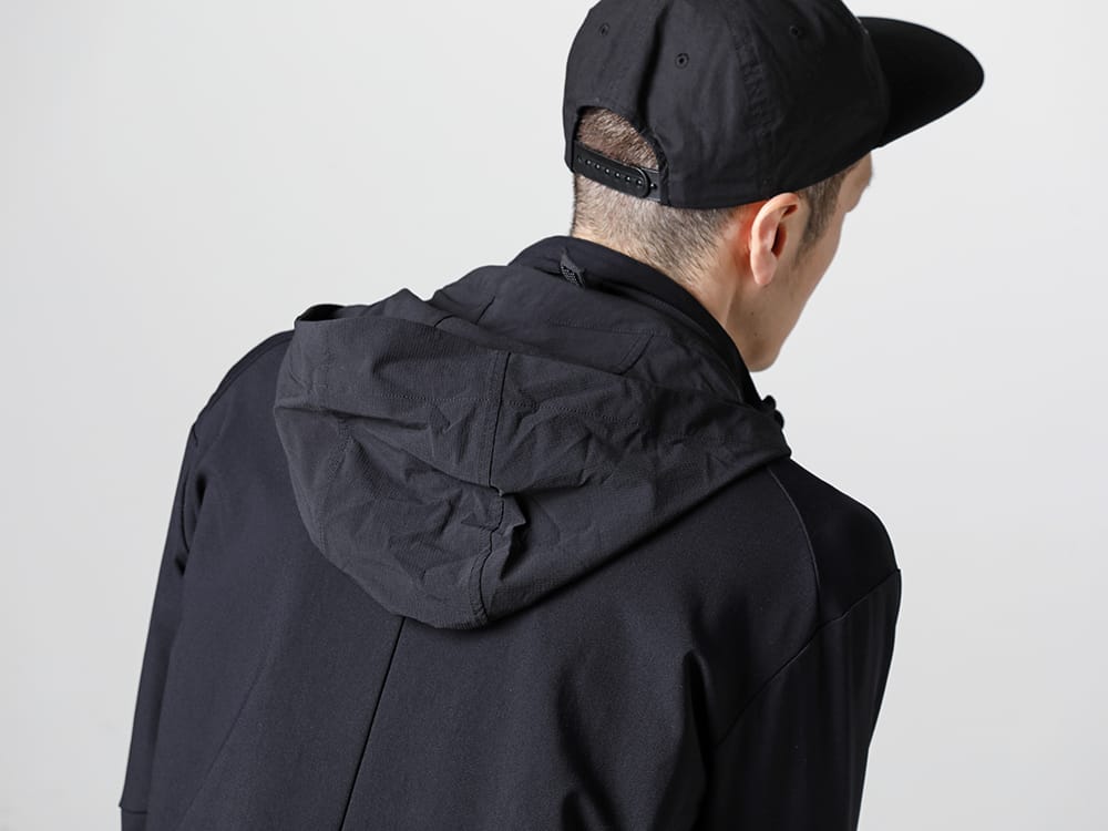 RIPVANWINKLE 2023SS Select mobile pouches for spring and summer, when the use of accessories becomes important.  - RW-503-Black - Stand Hoodie Jacket 2-004