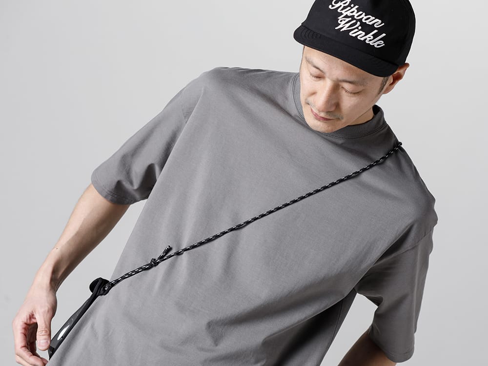 RIPVANWINKLE 2023SS Select mobile pouches for spring and summer, when the use of accessories becomes important.  - RW-548-Shark - Drop Shoulder-T Shark - RW-550 - Mobile Pouch 2-005