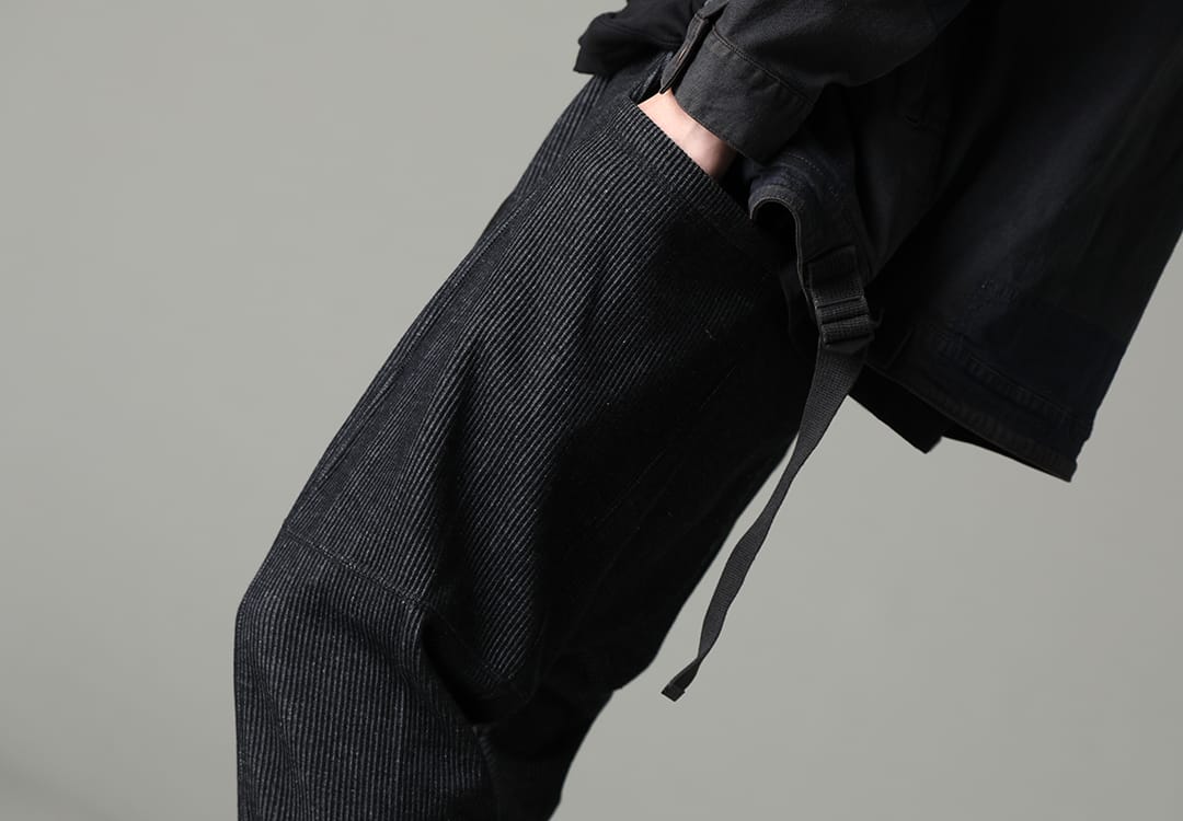 The Viridi-anne 2023SS Non-stressful and a pair that you will want to wear every day - VI-3595-04-Black(Stripe Knit Drop-Clotch Pants Black) - 3-005