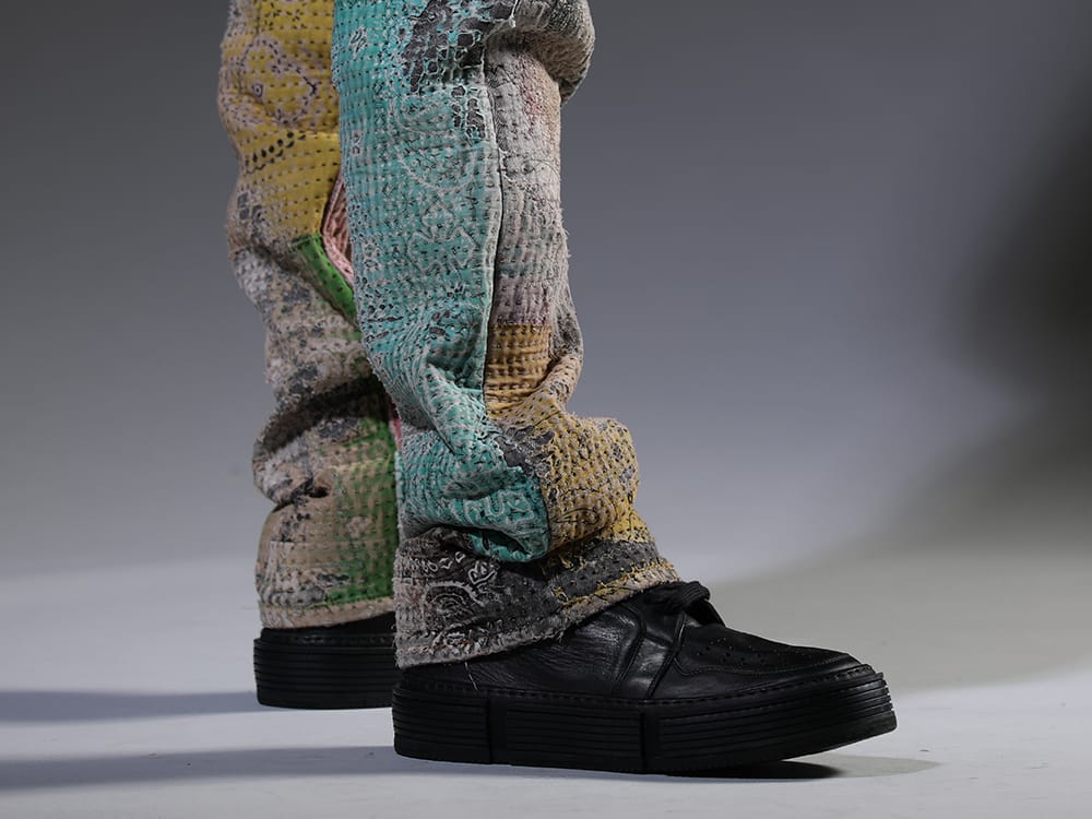 Guidi - グイディ 2023SS 見出し3 - UROBOROS-DENIM-JEANS-MULCH-32-22-23AW - BORO デニムパンツ ビーズ付き - GJ02-BLKT - レースアップブーツ - ホースフルグレインレザー - GJ02 3-007