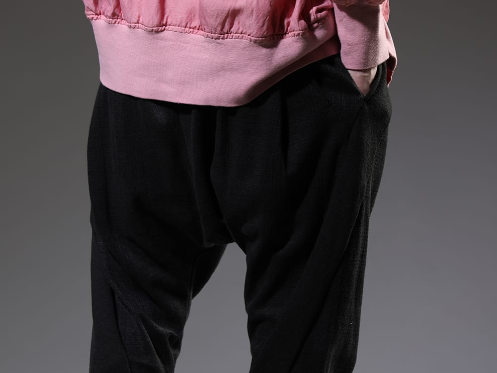 ヌード マサヒコマルヤマ 2023SS シャドウチェックの柄が特徴的なnude:masahiko maruyamaのパンツ。 - NU-1689(ドロップクロッチ タックパンツ) - 3-005