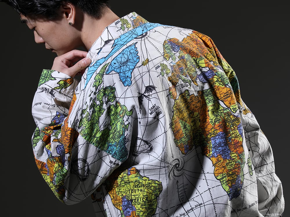 SAINT MICHAEL 2023SS - The eye-catching graphic design on the white main color - SM-S23-0000-082(©SAINT M×××××× × Dr. Woo WORLD MAP Pajama Shirt)   - 2-007