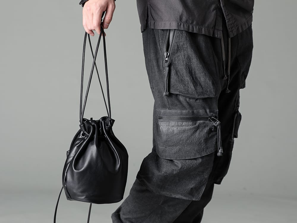 PATRICK STEPHAN - パトリックステファン 2023SS PATRICK STEPHANの新作のバッグ - VI-3579-02 - 刺繍入り クロース グラデーション 染め シャツ - 214ABG03 - レザースモールショルダーバッグ seau 2-006