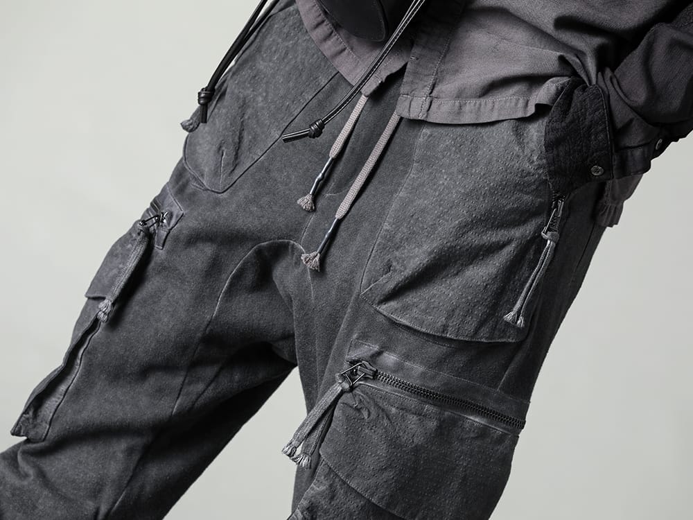 D.HYGEN - ディーハイゲン 2023SS 合わせはアルチザンブランドのアイテムで - ST107-0723S-Charcoal - 無撚糸裏毛ドロップクロッチカーゴワイドジョガーパンツ チャコール 3-003