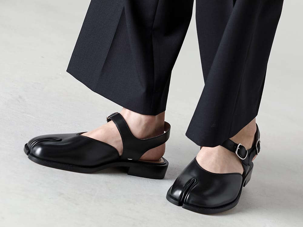 Maison Margiela - メゾン マルジェラ 2023SS フルレングスパンツを合わせることで引き立つタビデザイン - IH-23SS-P018-MT - ツータックワイドパンツ - S57WP0082 - タビ サンダル 3-004