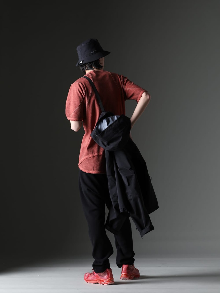 ACRONYM / D.HYGEN / 11 by Boris Bidjan Saberi / Boris Bidjan Saberi 2023SS - Tech style with black and red colors as the main elements - J1WTS-GT-Black(Tex-Sys Jacket Black) ST101-0923S-Brick(30/- Soft Cotton Jersey Cold Dye Belt Adjustable T-Shirt Brick) ST-BUCKET-GORE-TEX-11XNE(11 by BBS × New Era - BUCKET GORE-TEX) P3-F1602B(P3 F1602B) ST BAMBA5 11XS WH/WH/VA-ROSE(ST BAMBA5 11XS WH/WH/VA-ROSE) - 1-006