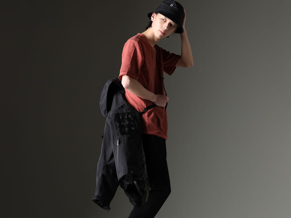 D.HYGEN / ACRONYM / 11 by Boris Bidjan Saberi 2023SS - Unique piece has many features that represent the brand. - J1WTS-GT-Black(Tex-Sys Jacket Black) ST-BUCKET-GORE-TEX-11XNE(11 by BBS × New Era - BUCKET GORE-TEX) ST101-0923S-Brick(30/- Soft Cotton Jersey Cold Dye Belt Adjustable T-Shirt Brick) - 2-009