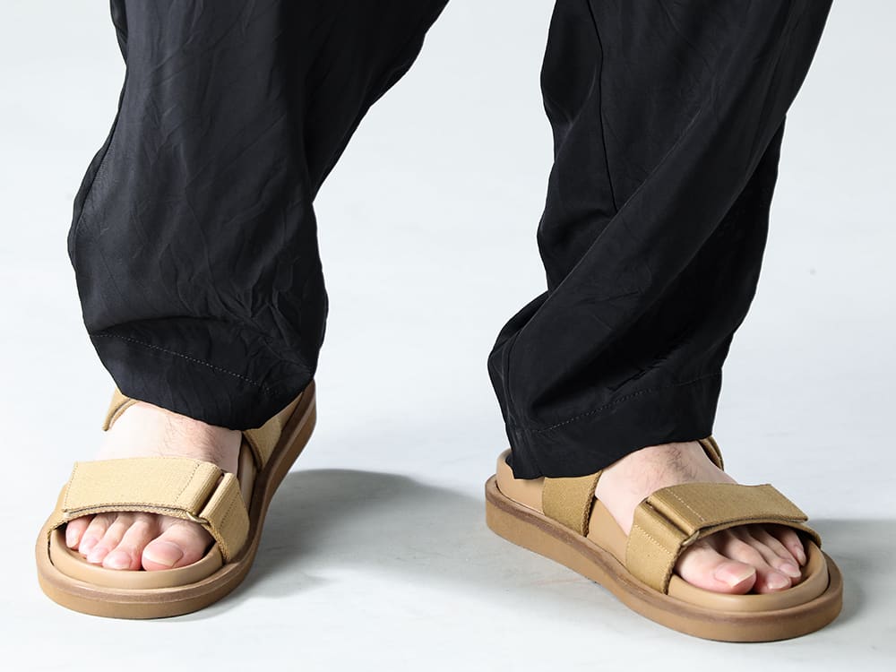 ZIGGY CHEN-ジギーチェン 23SS(春夏) 今期のZIGGY CHENは、UMA WANGとのミックススタイルもオススメ！ - UM3507-Black-パジャマ パンツ - US9561-Tan-メンズ サンダル タン 3-005