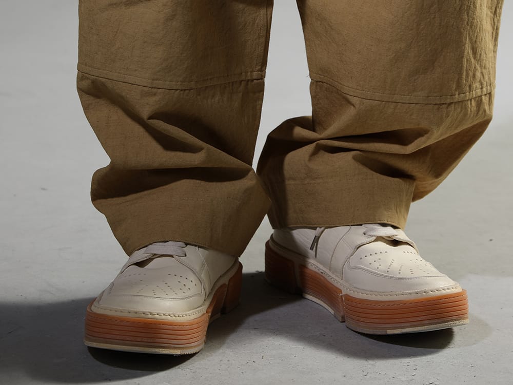オー プロジェクト / グイディ 2023SS 素材感も楽しめるO PROJECTのカーゴパンツ。 - O15TR3-MUSTARD(カーゴ トラウザー マスタード ファイン キャンバス) GJ02-CO00T(レースアップブーツ - ホースフルグレインレザー - GJ02 CO00T) - 3-008