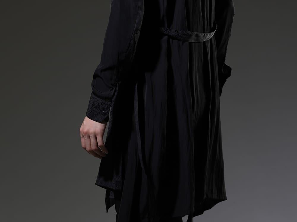 kiryuyrik 2023SS - kiryuyrik's flared shirt is characterized by python-patterned pattern - KP-HB21-903-Black(Stoal Flare Shirt Black) - 2-008