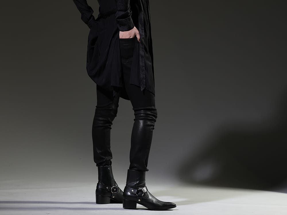 GalaabenD 2023SS Coated pants for a fashionable look. - 87214531(Black coating JUSTIN Denim pants) 87115902(Harness Ring Boots) - 3-003