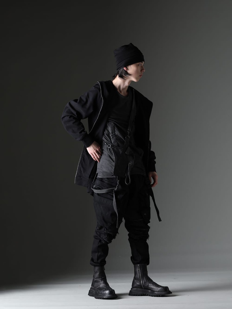 JULIUS / D.HYGEN 2023SS - Styling that embodies an original worldview - 819CUM1-black(Front Zip Sweat Hoodie Black) ST101-0823S-Charcoal(30/- Soft Cotton Jersey Cold Dye Belt Adjustable T-Shirt Charcoal) 819BGU2-L(Lamb Leather Gun Holder Pouch) 819ACU3-black(Cotton/Cupro Jersey Hair Band Black) 819PAM5-BK(10.5oz Stretch Denim Gas Mask Skinny Pants) 807FWM2-P(Cow Skin Painted Side Zip Boots) - 1-002