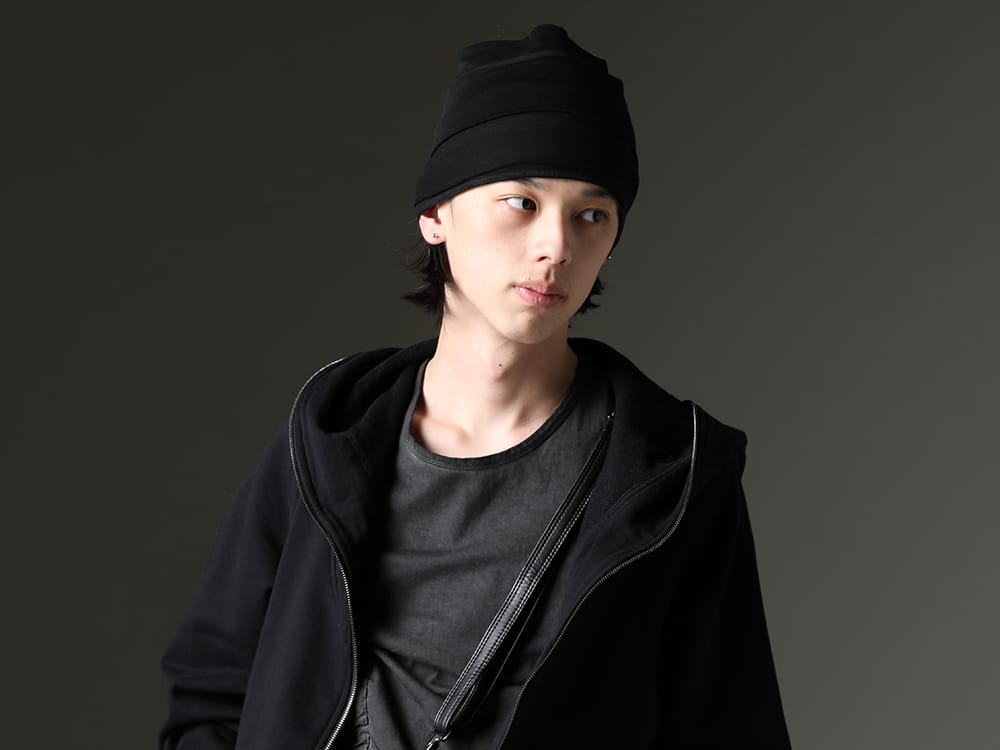 JULIUS / D.HYGEN 2023SS - A versatile, practical hoodie - 819CUM1-black(Front Zip Sweat Hoodie Black) ST101-0823S-Charcoal(30/- Soft Cotton Jersey Cold Dye Belt Adjustable T-Shirt Charcoal) 819ACU3-black(Cotton/Cupro Jersey Hair Band Black) - 2-003