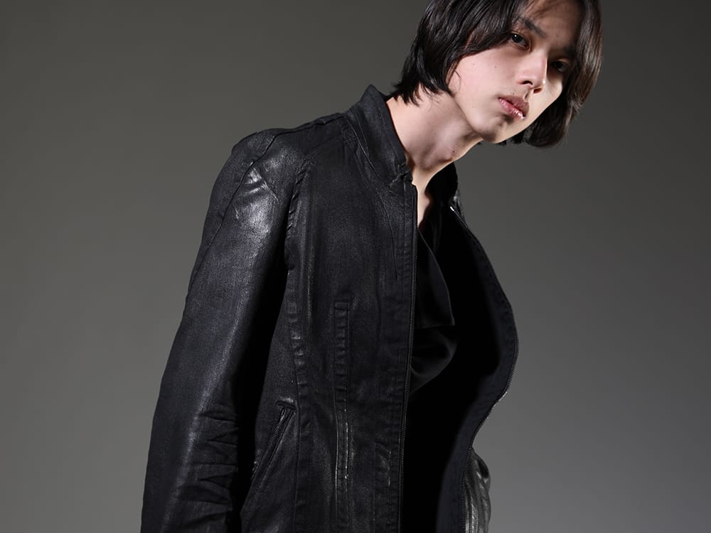 Julius 2023SS - Drape Neck Cutsew Made Slightly Oversized - 819BLM2-C(10.5oz Stretch Denim Coating Seamed Jacket) 819CUM2-black(Cotton Sweat Drape Neck Short Sleeve T-Shirt Black) - 2-005