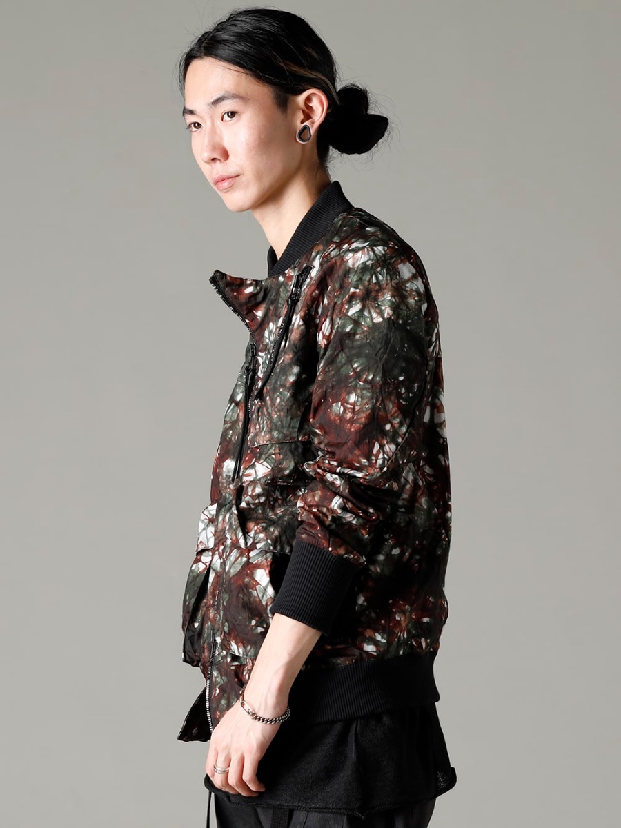 D.HYGEN 23SS Multiple colors are intricately intertwined.様  - ST104-0123S-Moss-Black Mura (unevenly dyed) Nylon Ox Bomber Jacket, Moss Black ST107-0323S Mud-finished stretch denim drop crotch jog pants 2-002