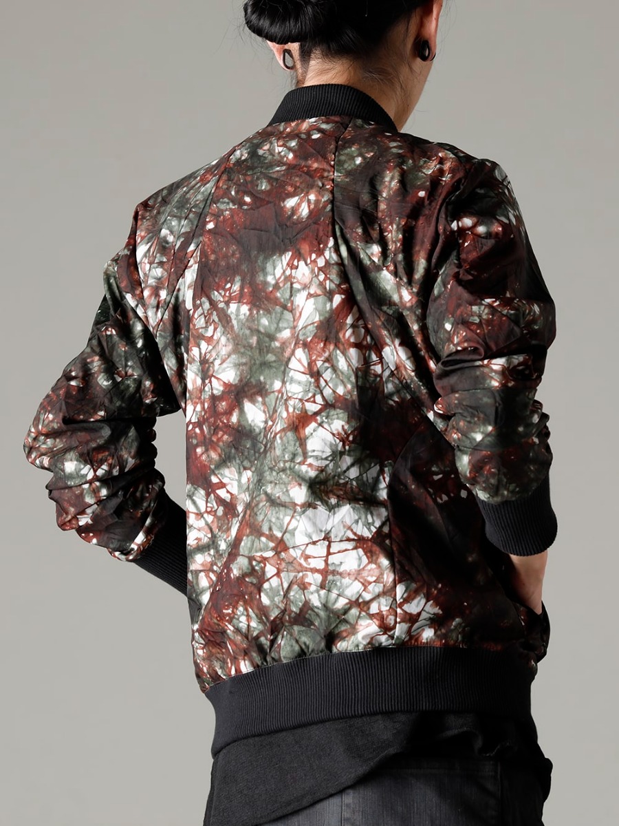 D.HYGEN 23SS Multiple colors are intricately intertwined.様  - ST104-0123S-Moss-Black Mura (unevenly dyed) Nylon Ox Bomber Jacket, Moss Black ST107-0323S Mud-finished stretch denim drop crotch jog pants 2-003