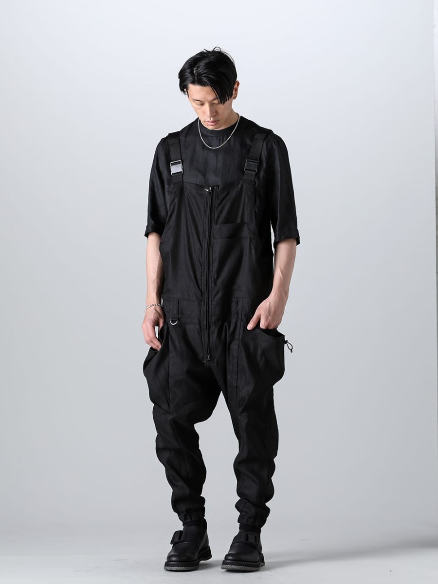 RIPVANWINKLE 2023SS Styling - RIPVANWINKLE All In One Black Color Style All-in-one in linen viscose perfect for the spring/summer season! - RW-529 - Solid Shirts Style - RW-536 - All In One - RW-520 - Tactical Derby Gore - sa.0038SS23-Silver - Bowl Chain Neckless-S-Reguler Silver - sa.0044SS23-SIlver - Bowl Chain Bracelet-L-Reguler Silver 1-001