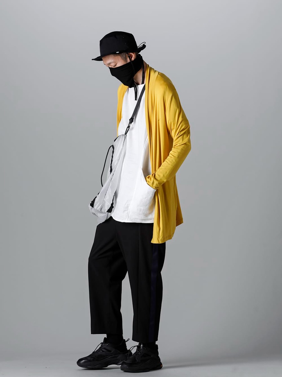 RIPVANWINKLE - リップヴァンウインクル 2023SS スタイリング 4月デリバリーの中からパッカブルトートを使用したオススメスタイル！ - RW-502-Mustard - ソリッド ジャージー カーデ マスタード - RW-529-Euro White - ソリッド シャツT ユーロホワイト - RW-534 - グルカ パンツ - RW-556 - フィード ハット - RW-551 - パッカブル トート - RW-552 - ストラップ - SCV879C001 - フェアー ウィンドライト 1-002