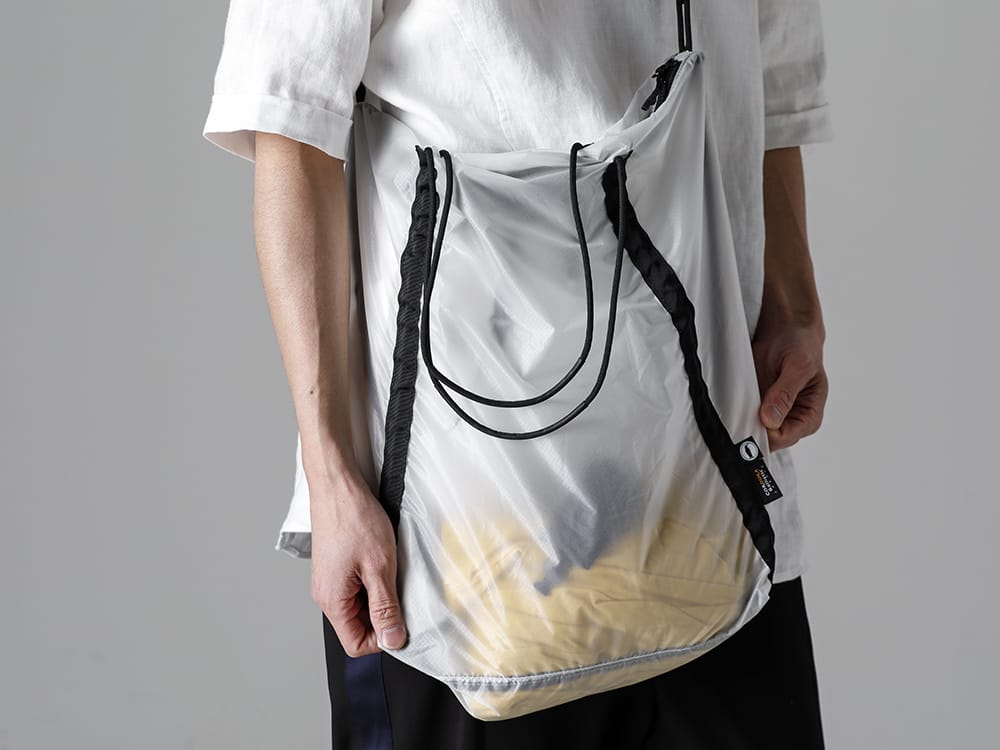RIPVANWINKLE - リップヴァンウインクル 2023SS 別売りで販売されているRW-552「ストラップ」をショルダーベルトとして使用！ - RW-529-Euro White - ソリッド シャツT ユーロホワイト - RW-551 - パッカブル トート - RW-552 - ストラップ 3-003