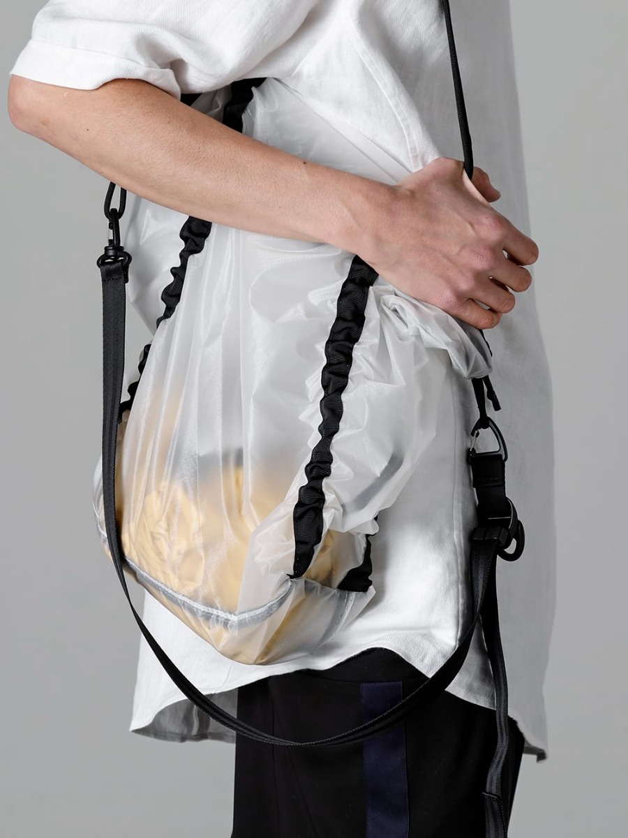 RIPVANWINKLE - リップヴァンウインクル 2023SS 別売りで販売されているRW-552「ストラップ」をショルダーベルトとして使用！ - RW-529-Euro White - ソリッド シャツT ユーロホワイト - RW-551 - パッカブル トート - RW-552 - ストラップ 3-004