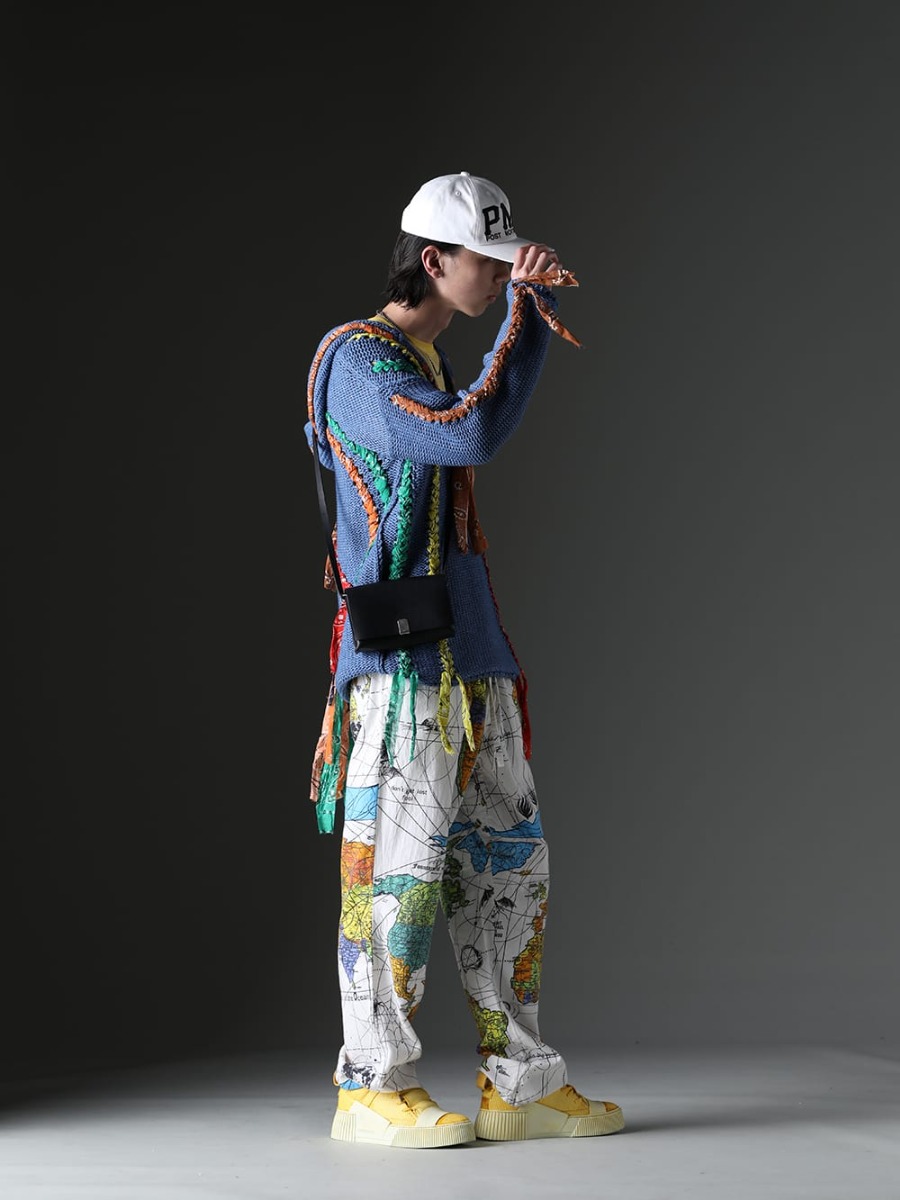 アラヌイ / セントマイケル / ボリス ビジャン サベリ / ワークスタッドミュンヘン 2023SS - 色使いを意識しまとめたポップでラグジュアリーなスタイル。 - LMHS23-017(インナーピース バハフーディー) TS-ONE-PIECE.1-RF-FKN00001-FADED-FAT(TS ワンピース.1-RF-FKN00001 FADED FAT)  SM-S23-0000-072(PMS キャップ) M9083(ショルダーバッグ #2) M3961(チョーカー トレース リンクス) SM-S23-0000-083(セントマイケル × ドクター・ウー WORLD MAP パジャマパンツ) BAMBA2.1-PERFORATED-LEATHER-WHITE-SOLE(バンバ2.1 パーフォレイティド レザー / ホワイトソール) - 1-002