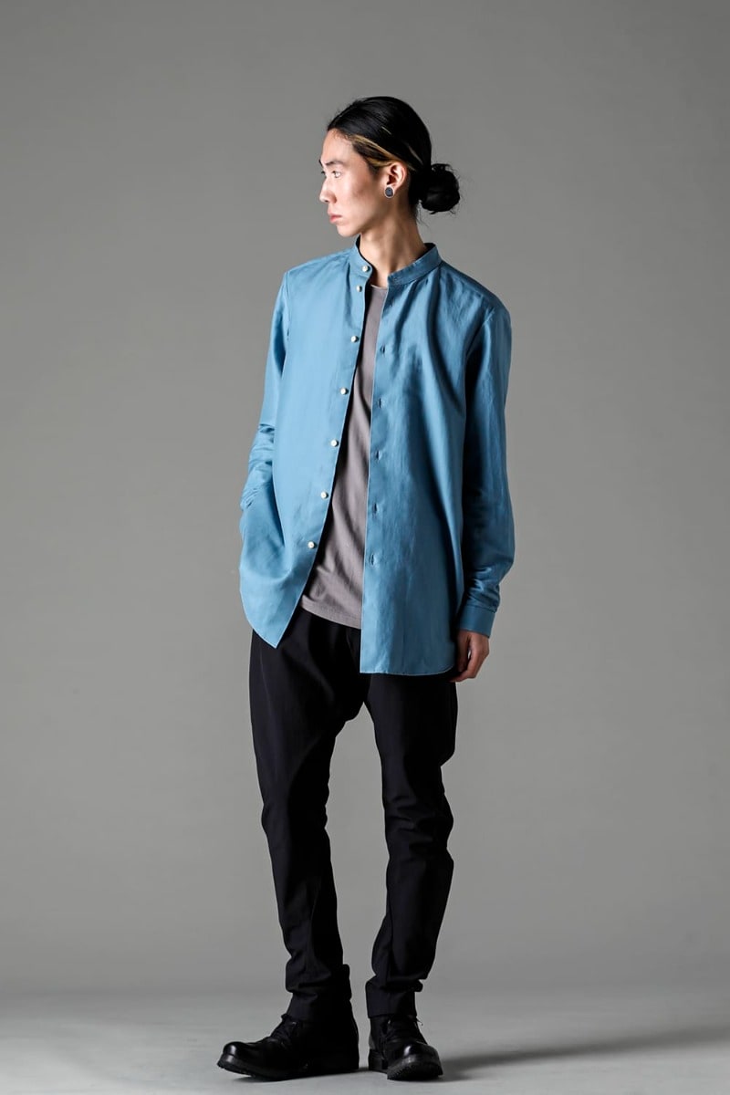 DEVOA 23SS ミニマルなデザインのセミロングマオカラーシャツ - SHN-ESCM Shirt Cotton/silk CSC-SSB3-Mud-Gray Printed Long Sleeve Cotton Stretch Jersey Mud Gray PTI-SDES スリム パンツ ショーラーダイナミック FW-VTHS Leather shoes GUIDI Calf 3-004