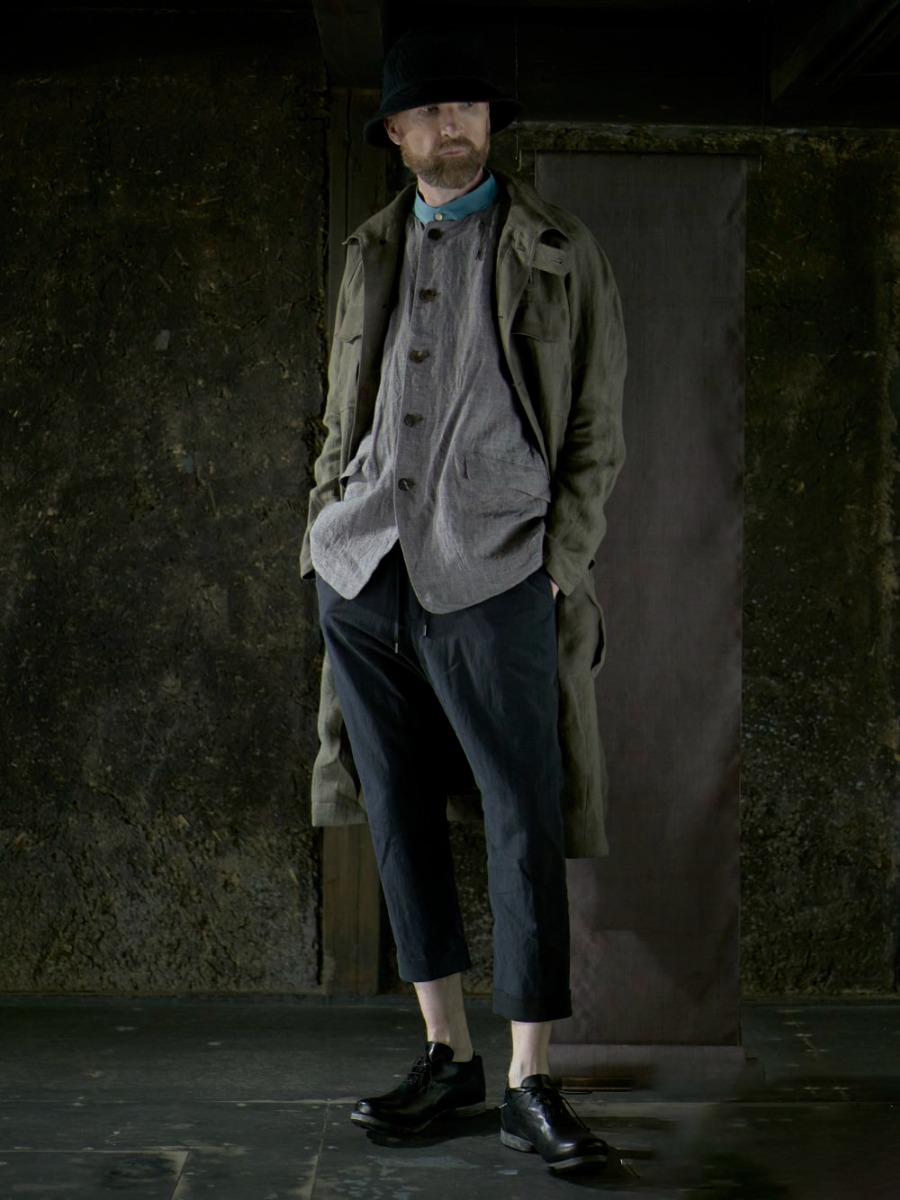 DEVOA 23SS スタンダードな形にアクセントを加えたボタンダウンシャツ - SHN-ESCR Shirt Cotton/silk PTI-STCB-Dune Baggy Cropped PantsRamie Dune FW-CSHS Leather boots GUIDI Horse leather 3-007