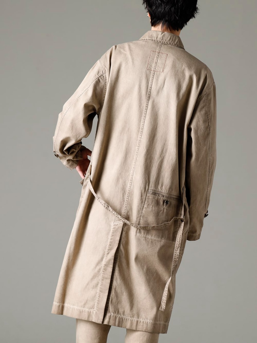 UMA WANG(ユマ・ワン) 23SS(春夏) コーディネート万能なステンカラーコートデザイン  - UM8530-Tan ボタンアップ ルーズフィット デニム オーバーコート 2-003