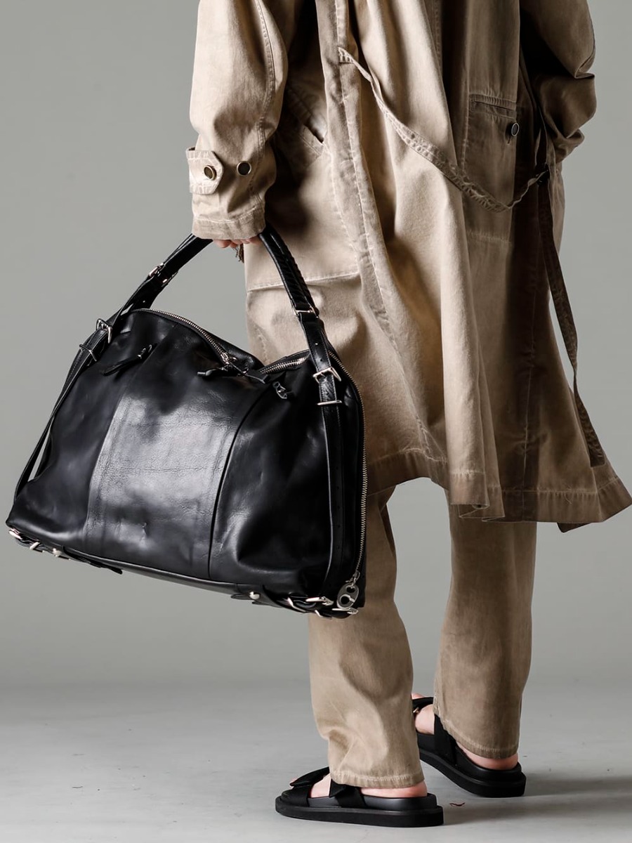 UMA WANG(ユマ・ワン) 23SS(春夏) UMA WANGのコーディネートに合う大判フローラルストールと美しい革のロングストーンバッグ - co11fwls010-CowMineral ロング ストーン カウ ミネラル 3-003