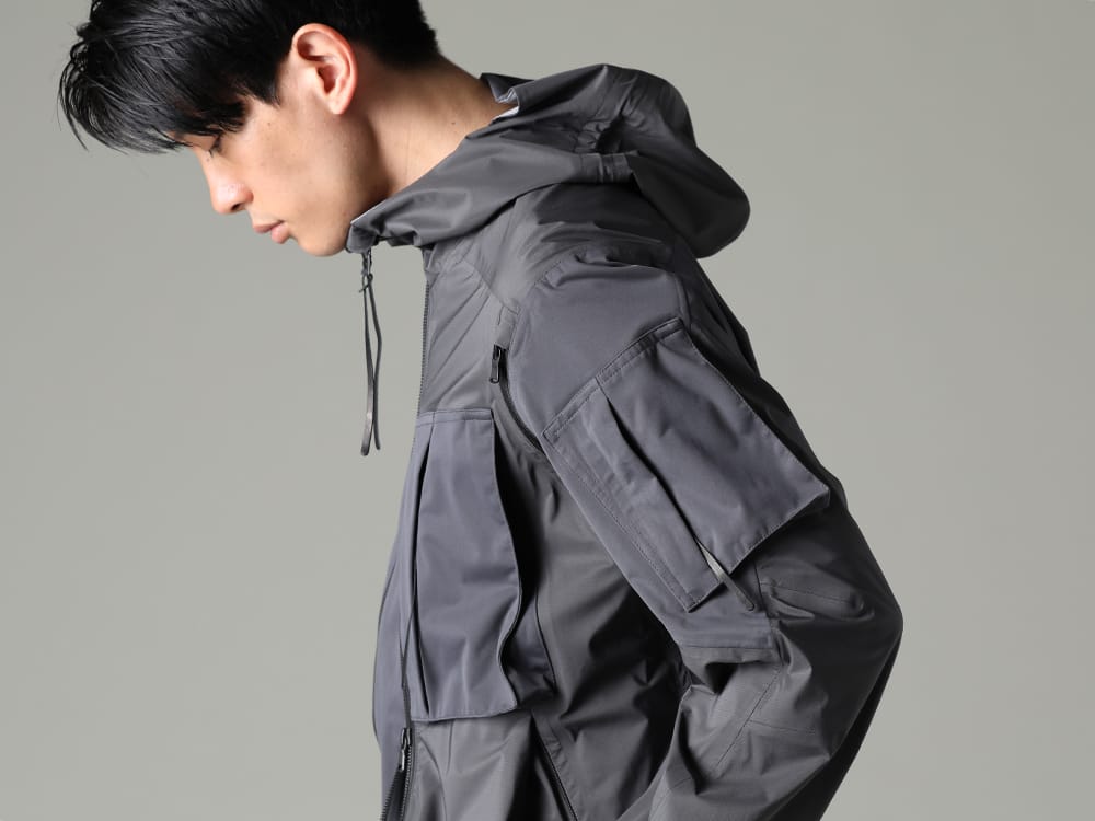The Viridi-anne 2023SS - Ideal styling for the changing spring season with its rainy days - VI-3557-06-Dark-Gray(Water Repellent Hooded Jacket Dark Gray) - 2-007