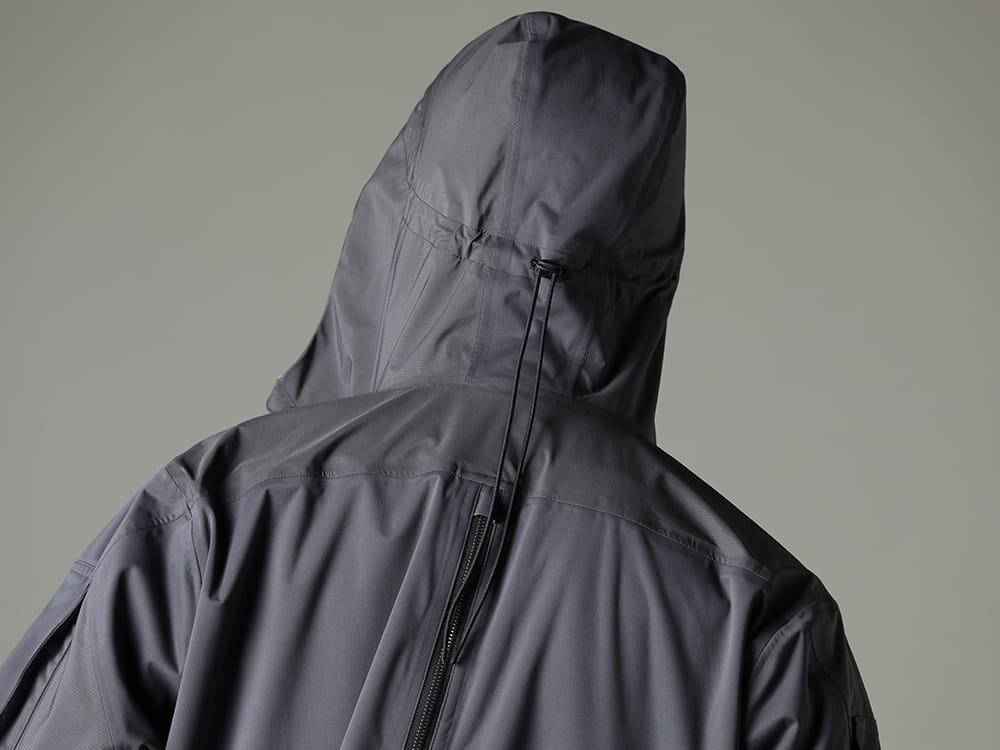 The Viridi-anne 2023SS - Ideal styling for the changing spring season with its rainy days - VI-3557-06-Dark-Gray(Water Repellent Hooded Jacket Dark Gray) - 2-012