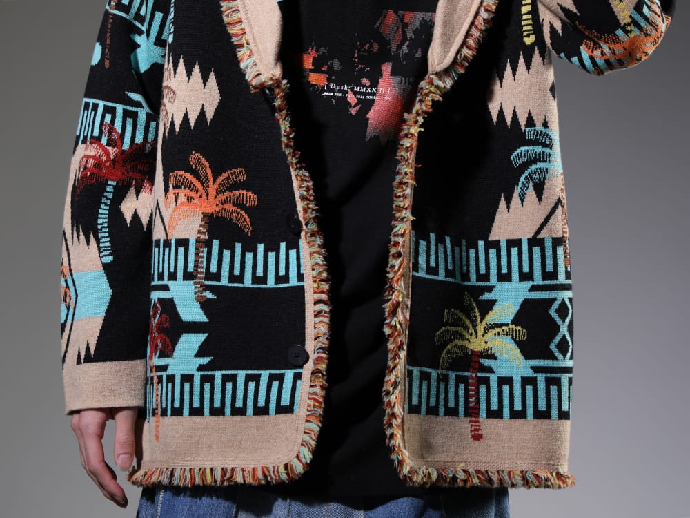 アラヌイ / ユリウス 2023SS - ラグジュアリーさを感じる高品質なニット - LMHS23-050(パームツリー ジャカード アイコンカーディガン) 787CUM3(DUSK ツイスト タック ショートスリーブTシャツ)   - 2-007