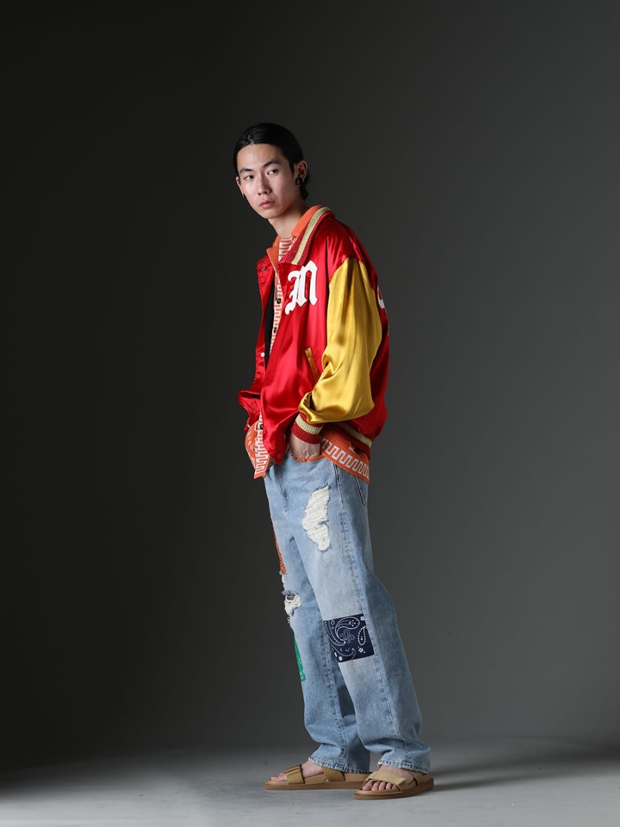 SAINT MICHAEL / ALANUI / WERKSTATT:MÜNCHEN / UMA WANG 2023SS - Elegant street style with colors. - SM-S23-0000-068(SAINT Varsity Jacket) LMHS23-019(Bandana Piquet Shirt Tiger Lily)  M3025(NECKLACE 25 YEARS) LMYS23-200(Baggy Denim Patchwork Jeans) US9561-Tan(Mens Sandal Tan) - 1-002