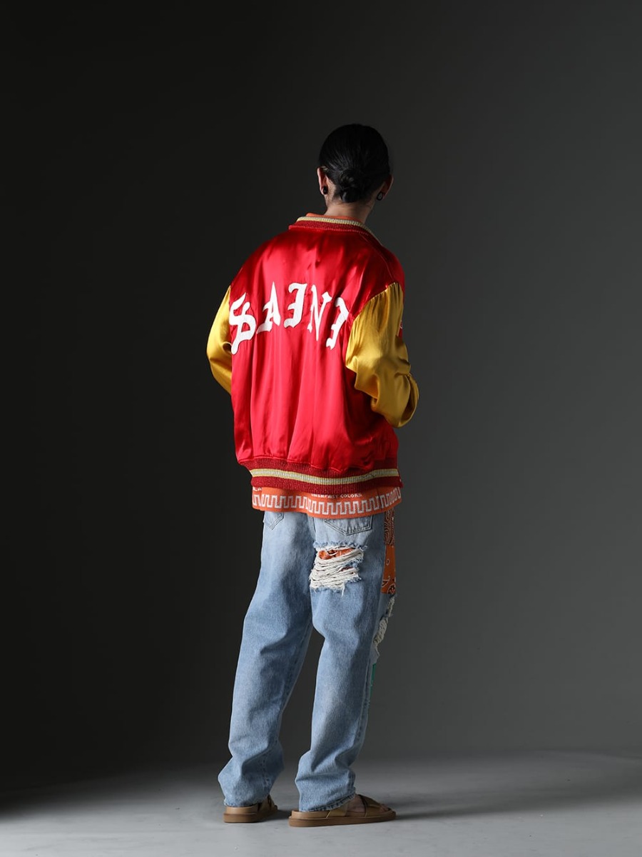 SAINT MICHAEL / ALANUI / WERKSTATT:MÜNCHEN / UMA WANG 2023SS - Elegant street style with colors. - SM-S23-0000-068(SAINT Varsity Jacket) LMHS23-019(Bandana Piquet Shirt Tiger Lily)  M3025(NECKLACE 25 YEARS) LMYS23-200(Baggy Denim Patchwork Jeans) US9561-Tan(Mens Sandal Tan) - 1-004