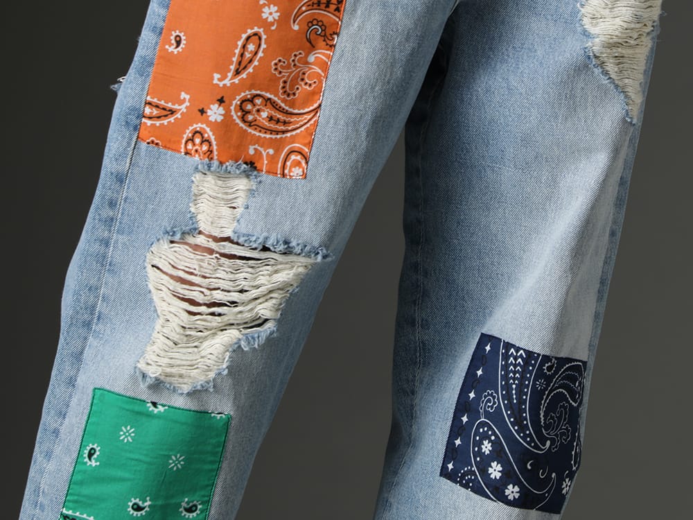 ALANUI 2023SS Denim pants from ALANUI featuring bandana patchwork. - LMYS23-200(Baggy Denim Patchwork Jeans) - 3-005